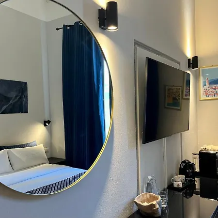 Ξενοδοχείο Arno Boutique *